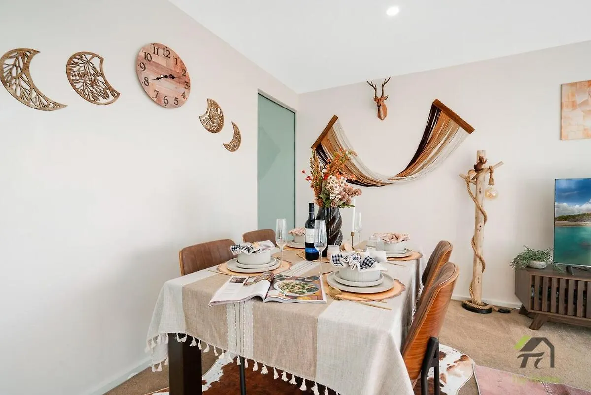 Heart Of Adelaide City Apartment