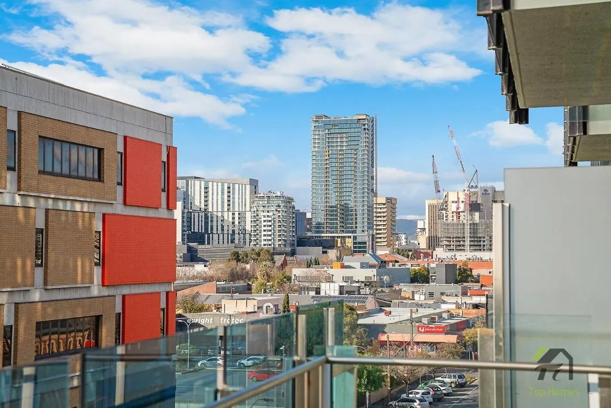 Heart Of Adelaide City Apartment